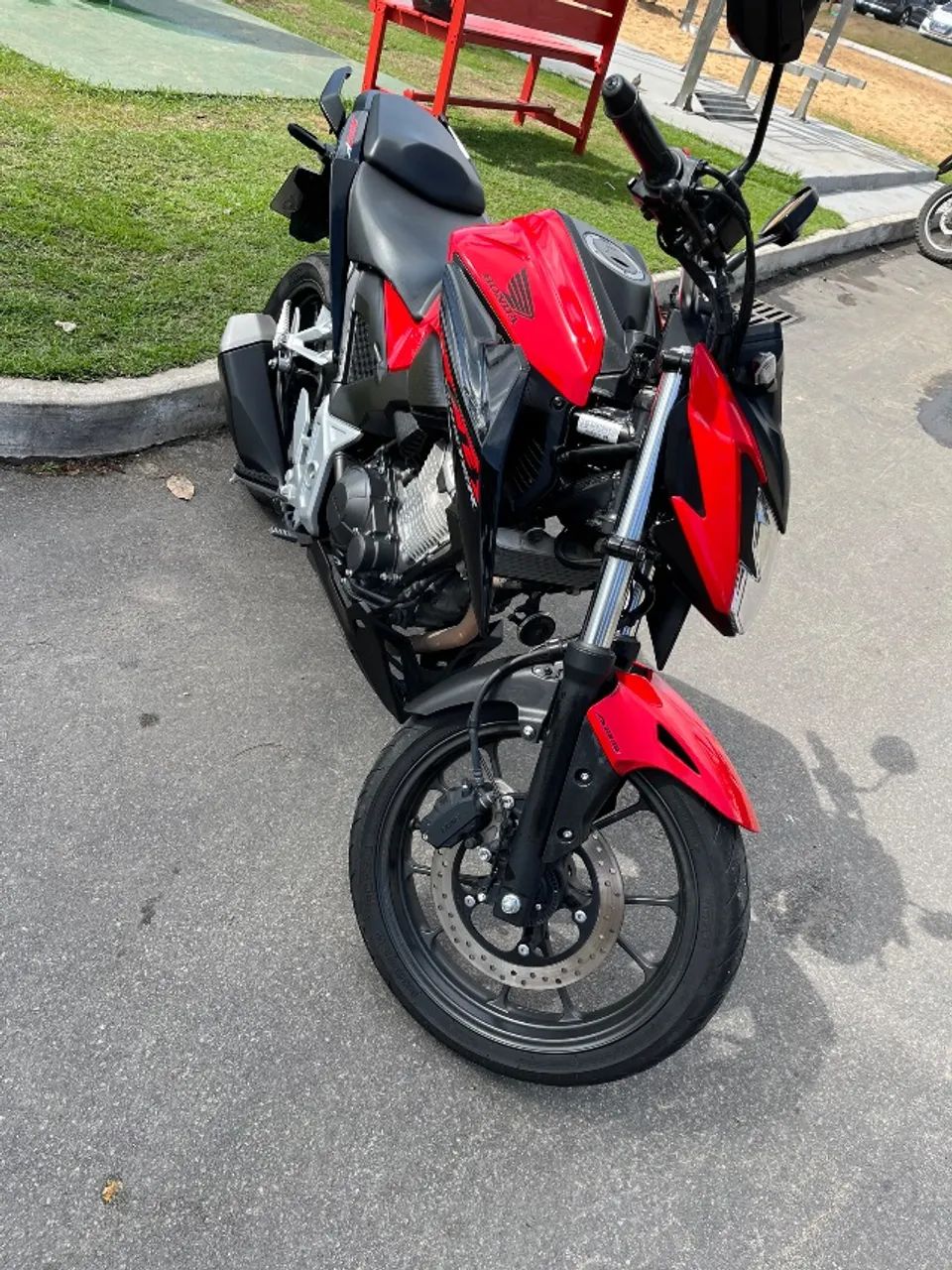 CB TWISTER 300F ABS