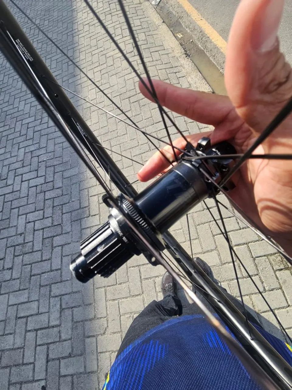 RODAS DE CARBONO 29  - Foto 3