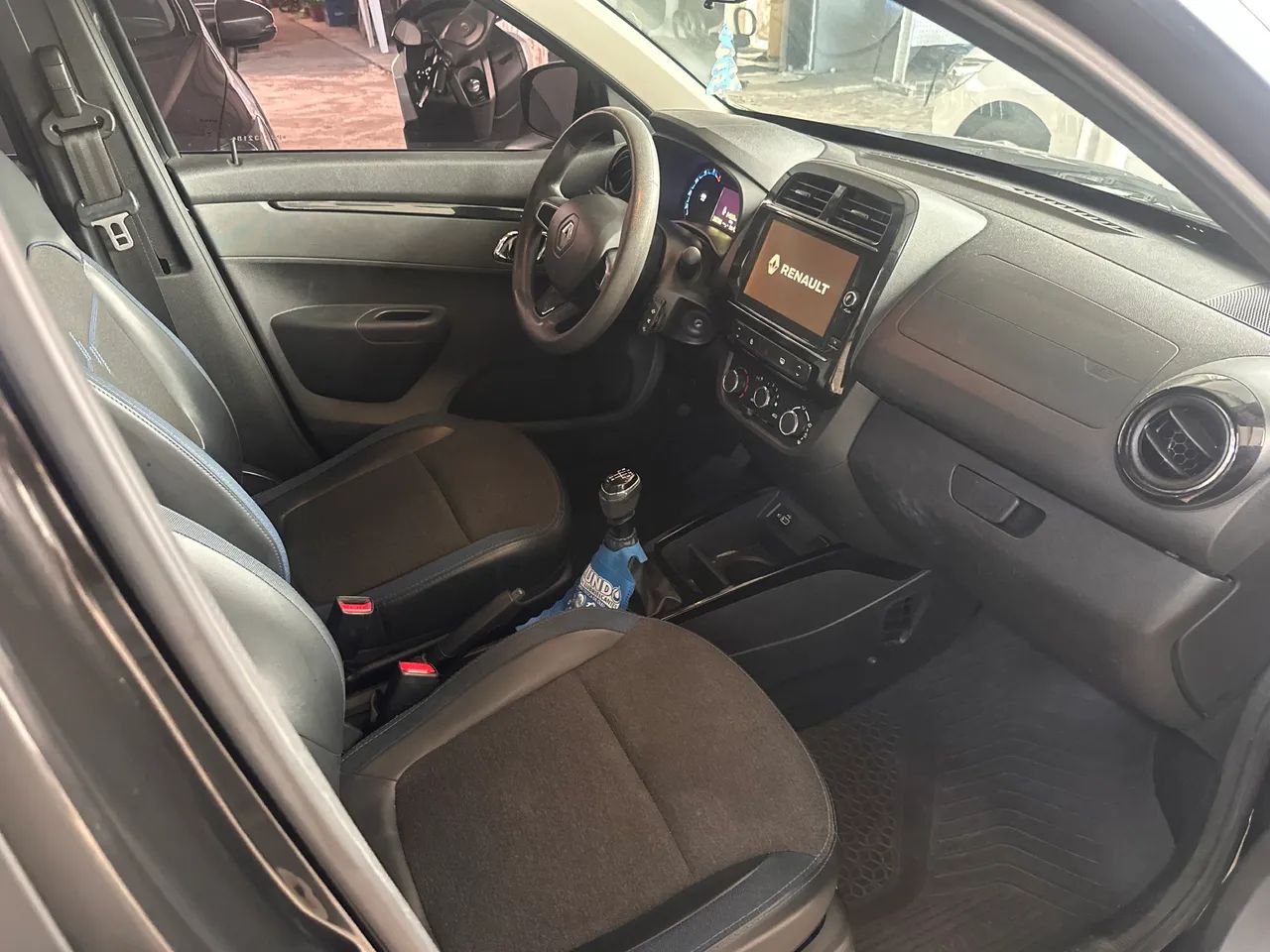 Renault Kwid Intense 1.0 Flex 12V 5P Mec. 2023 - Foto 2