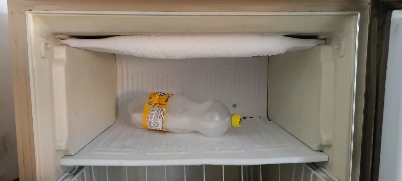 Freezer Vertical Usado - Funcionando Perfeitamente - Foto 4