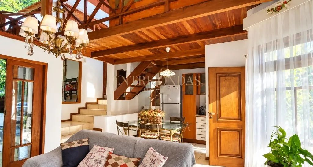 Casa com 4 quartos no bairro Jurerê Internacional, Florianópolis. - Foto 3