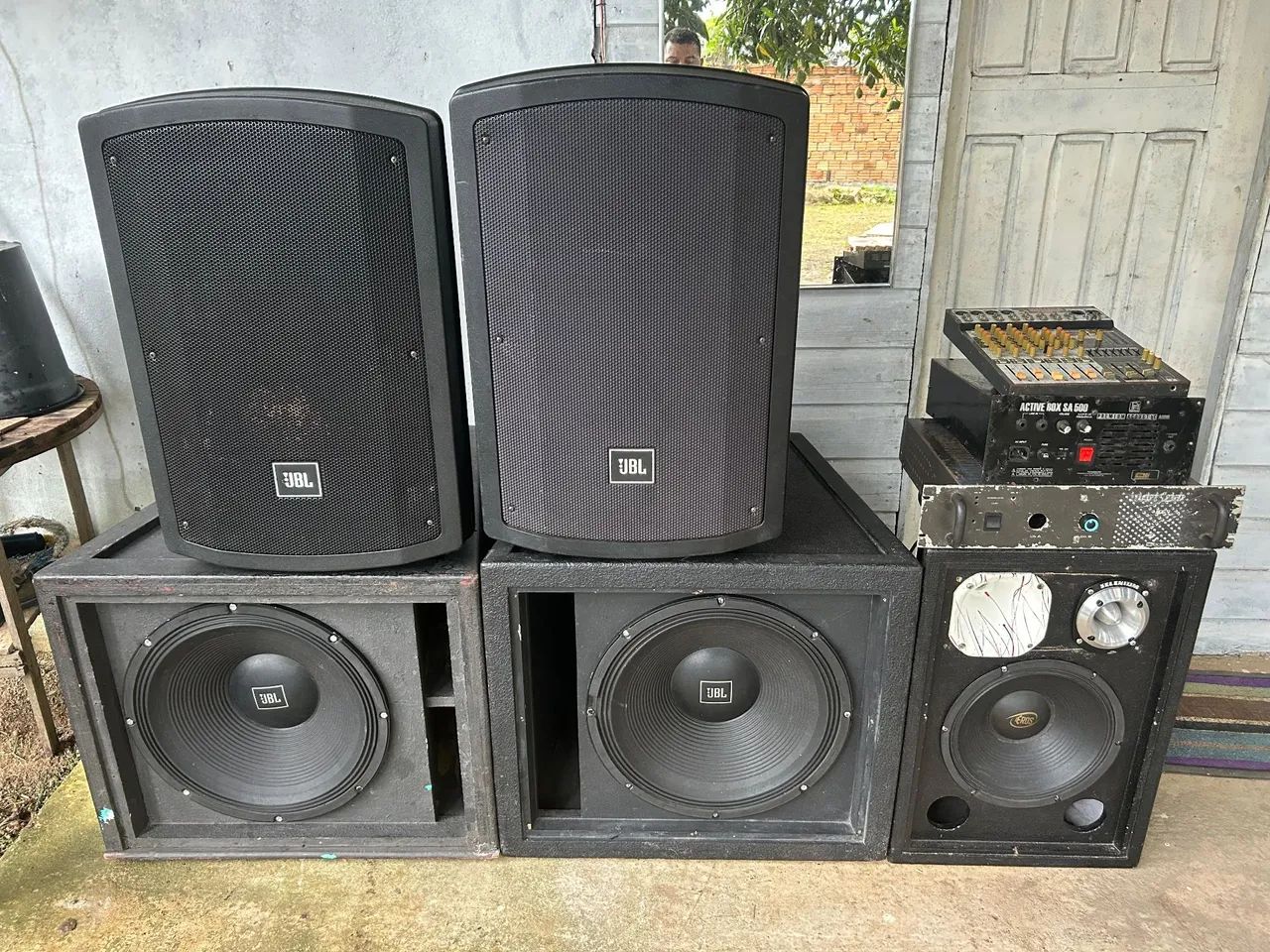 Locação de som e dj para seu evento 