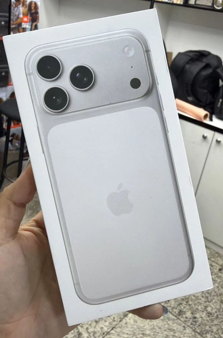 iPhone17Pro Max シルバー 512GB おまけ付き iPhone 17 Pro Max 512Gb Silver ( Lacrados ) - Celulares e
