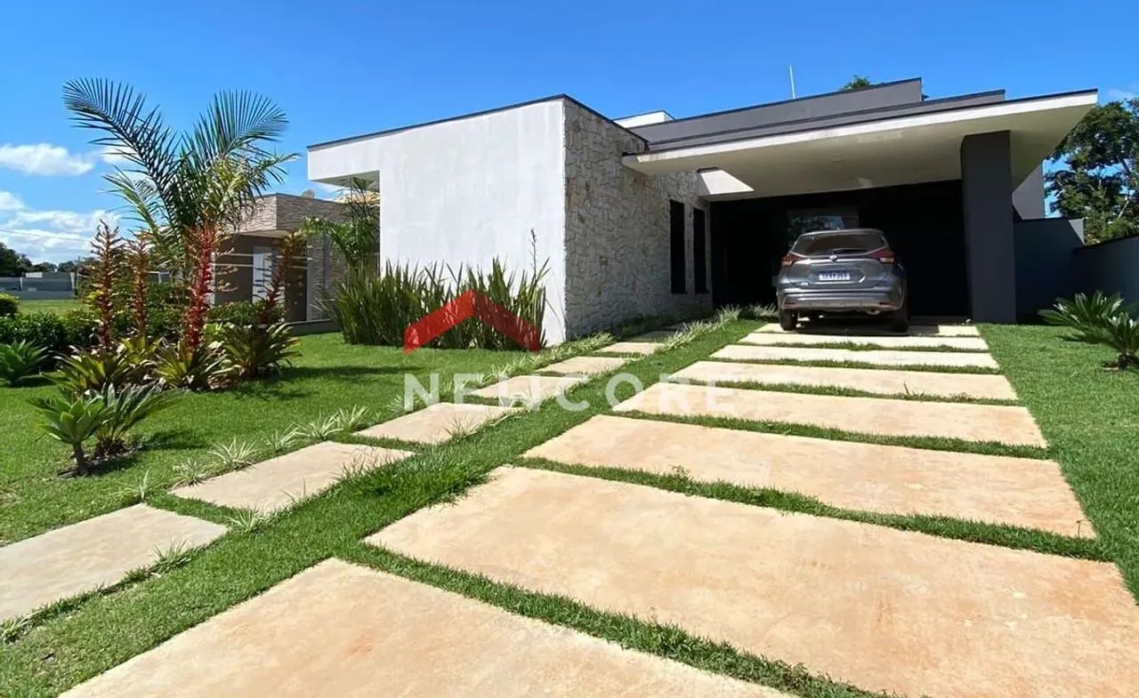 Lote em Pardinho - Centro - Pardinho/SP