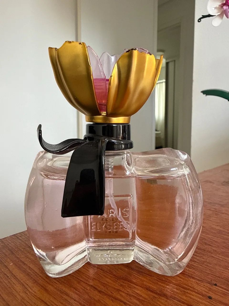 Perfume Paris Elysees