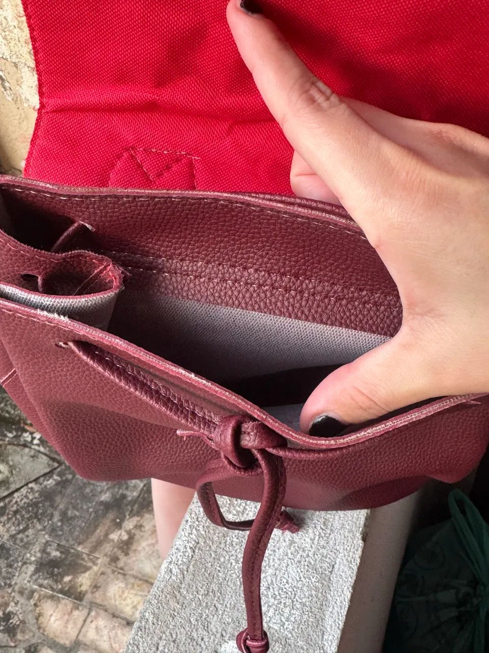 Mochila Arezzo bordô - Foto 2