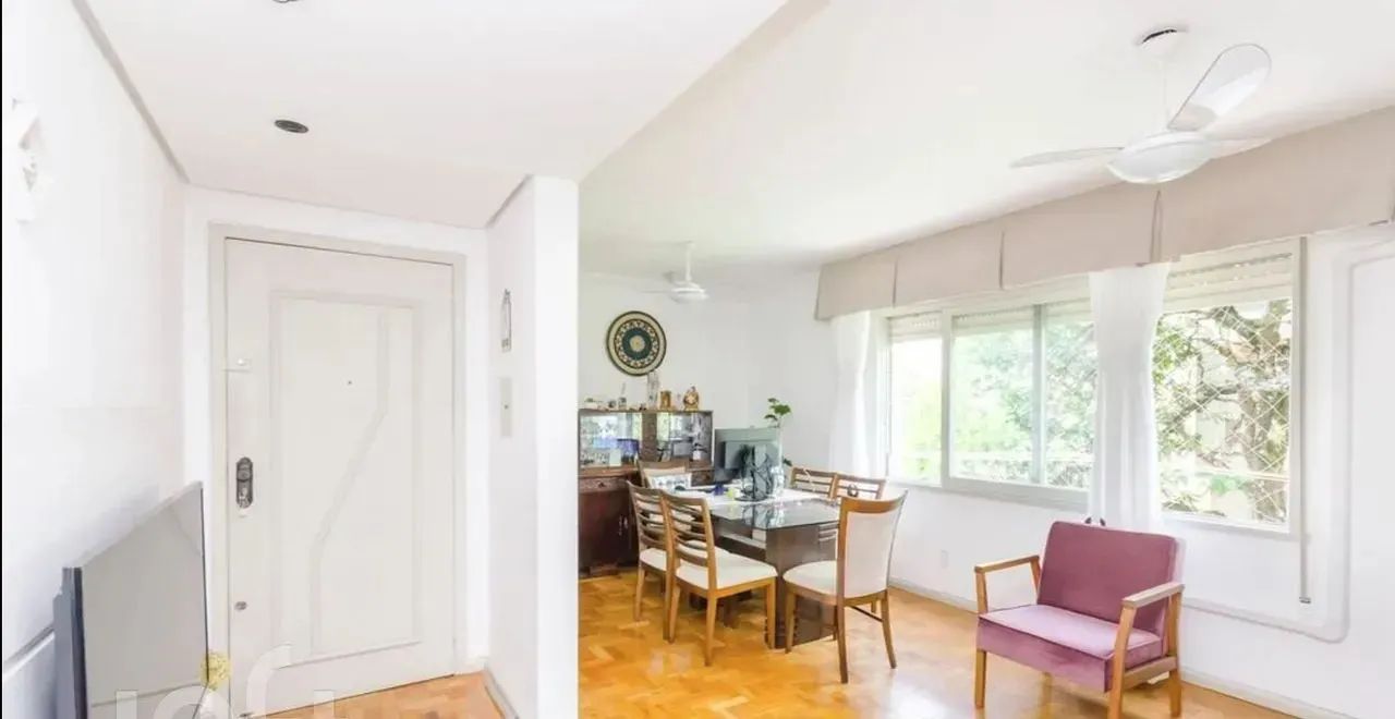 Imóvel para venda tem 101 metros quadrados com 3 quartos em Petrópolis - Porto Alegre - RS