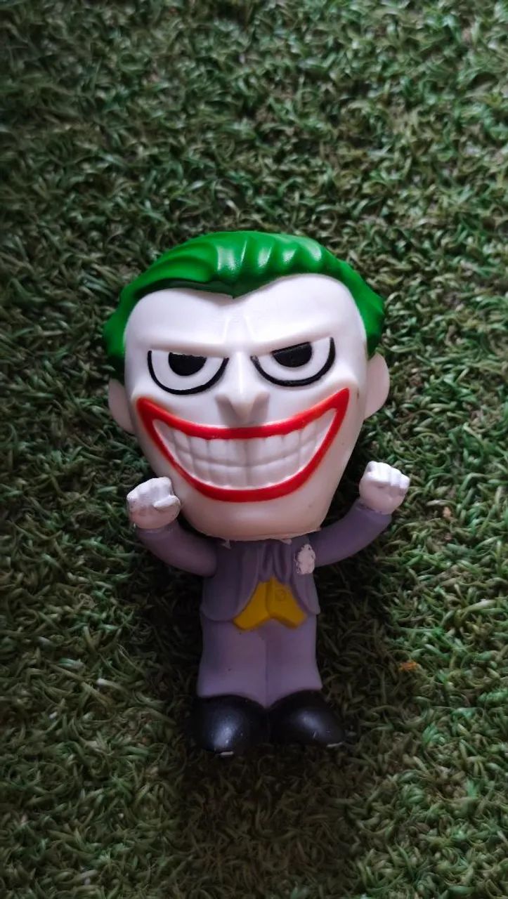 Boneco Coringa Hasbro 30 cm + Mini Coringa McDonald?s 10 cm - Foto 5