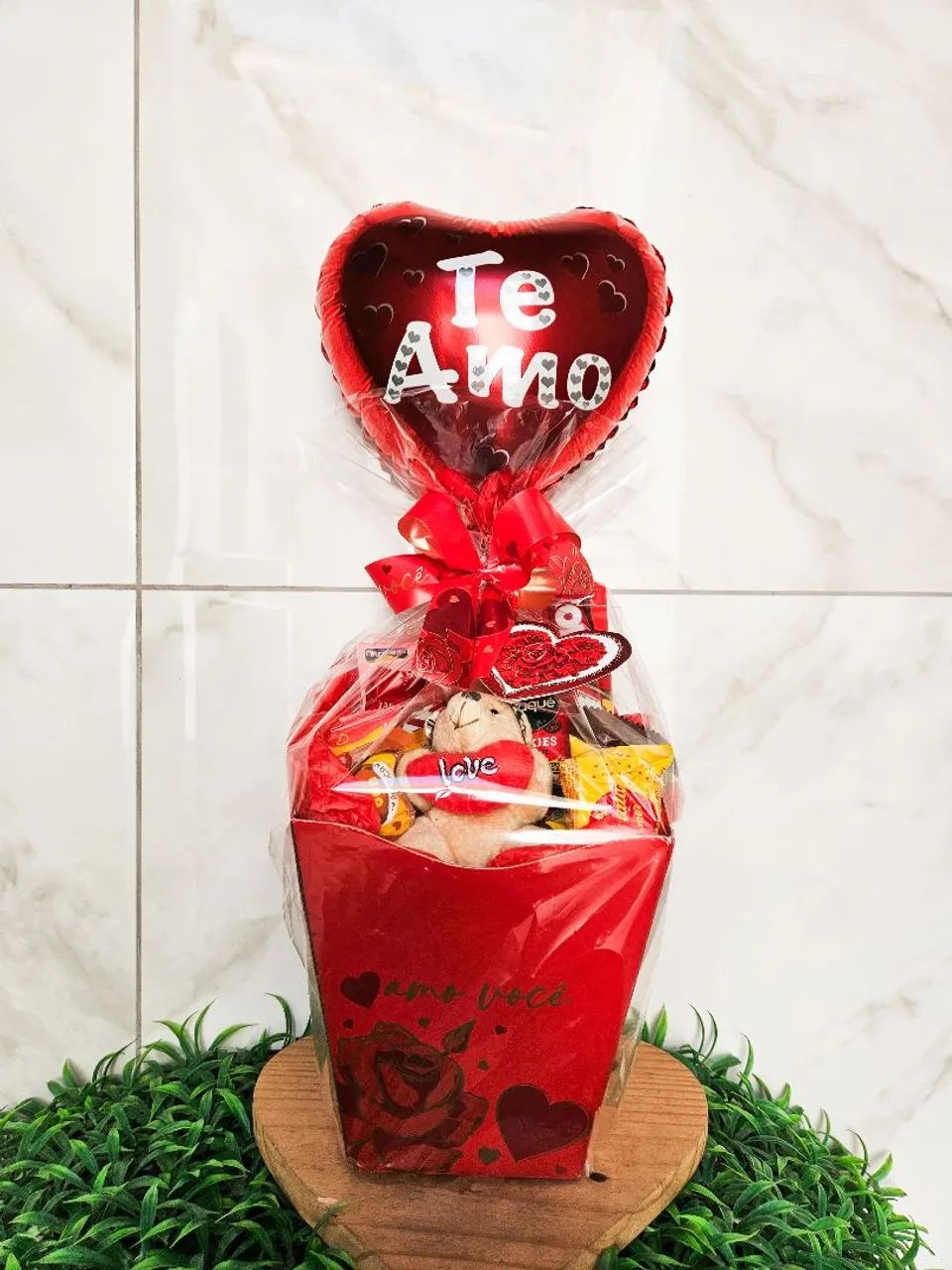 Cesta De chocolate romântica  - Foto 5