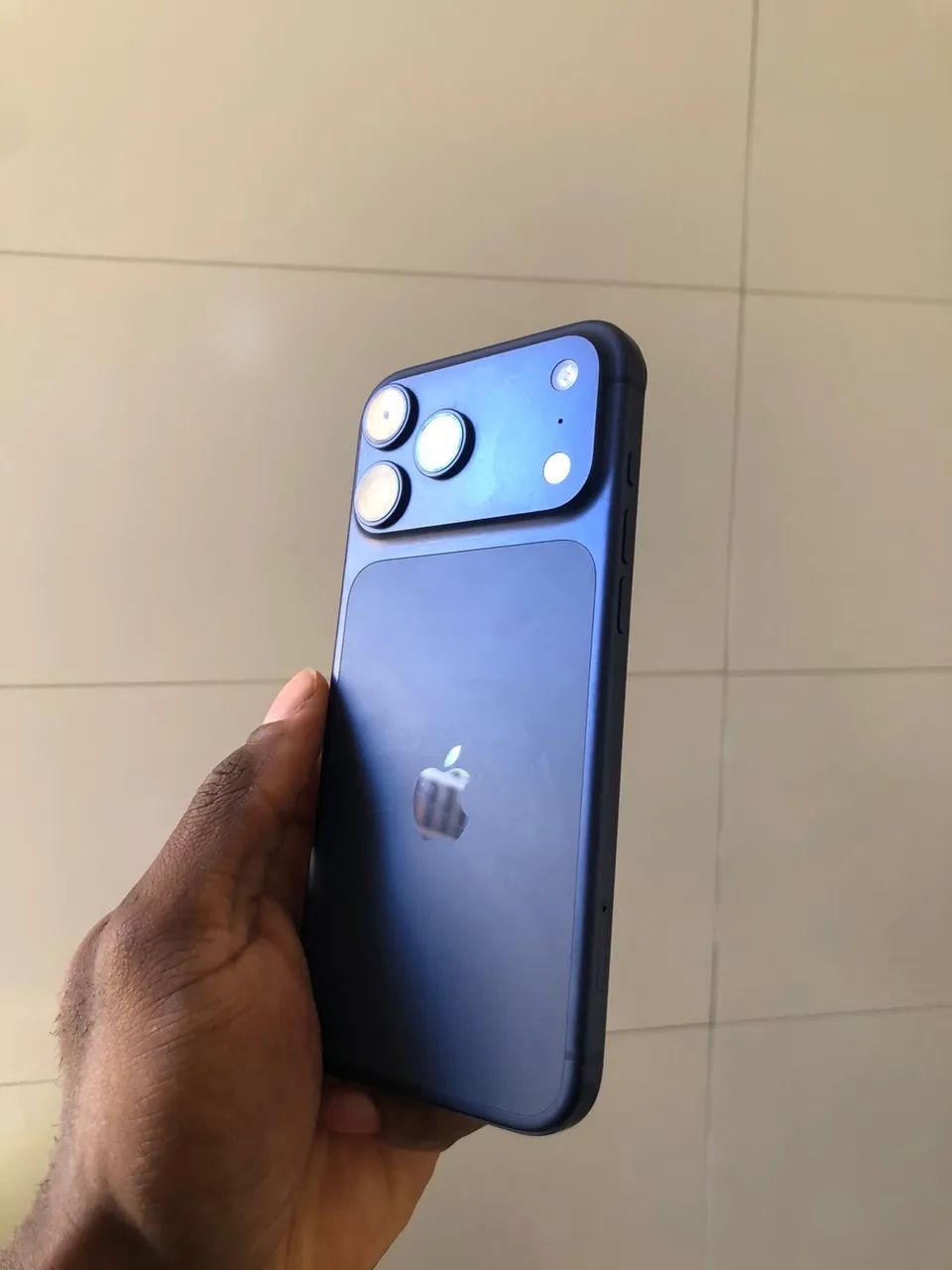 iPhone 17 Pro Max  - Foto 2