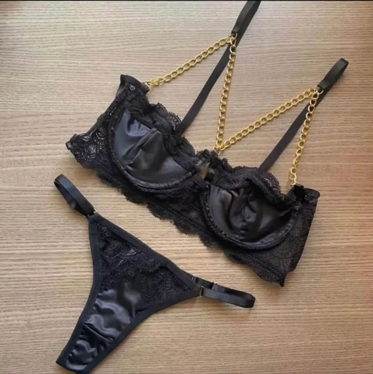 VENDO ESTOQUE COMPLETO DE LINGERIE