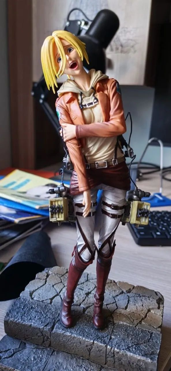 (SIMILAR) Figure Action Annie Leonhart AOT #Raro Bandai - Foto 3