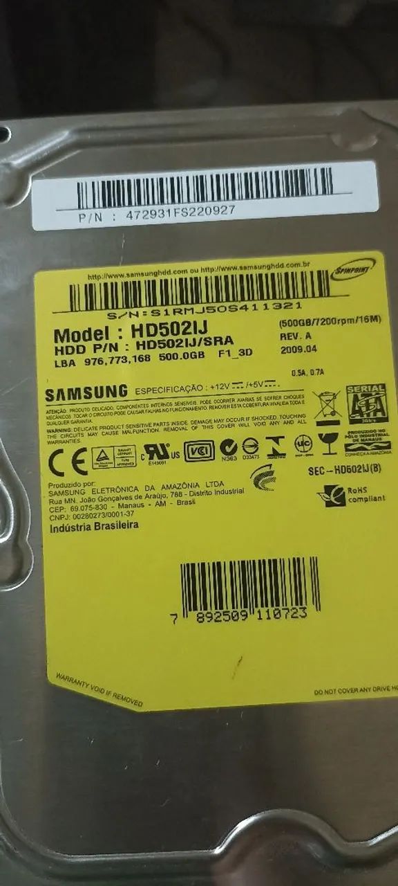 HD 1 T e outro de 500