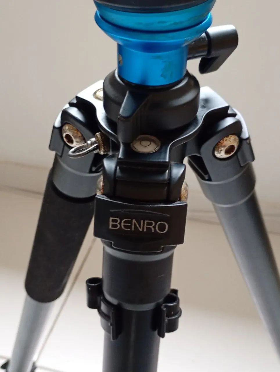 Tripé hidráulico Benro -Profissional  - Foto 3