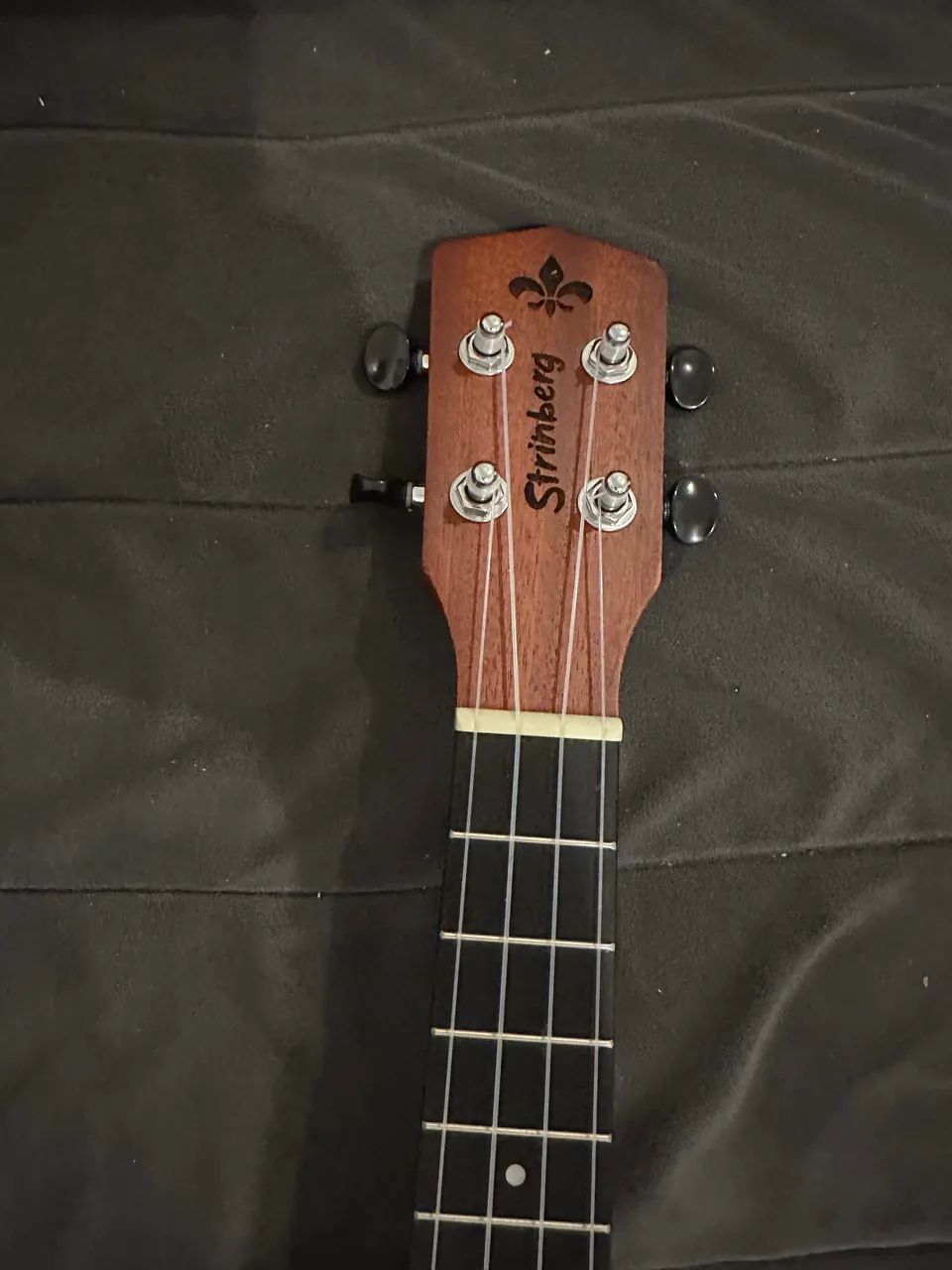 Ukulele zerado - Foto 3