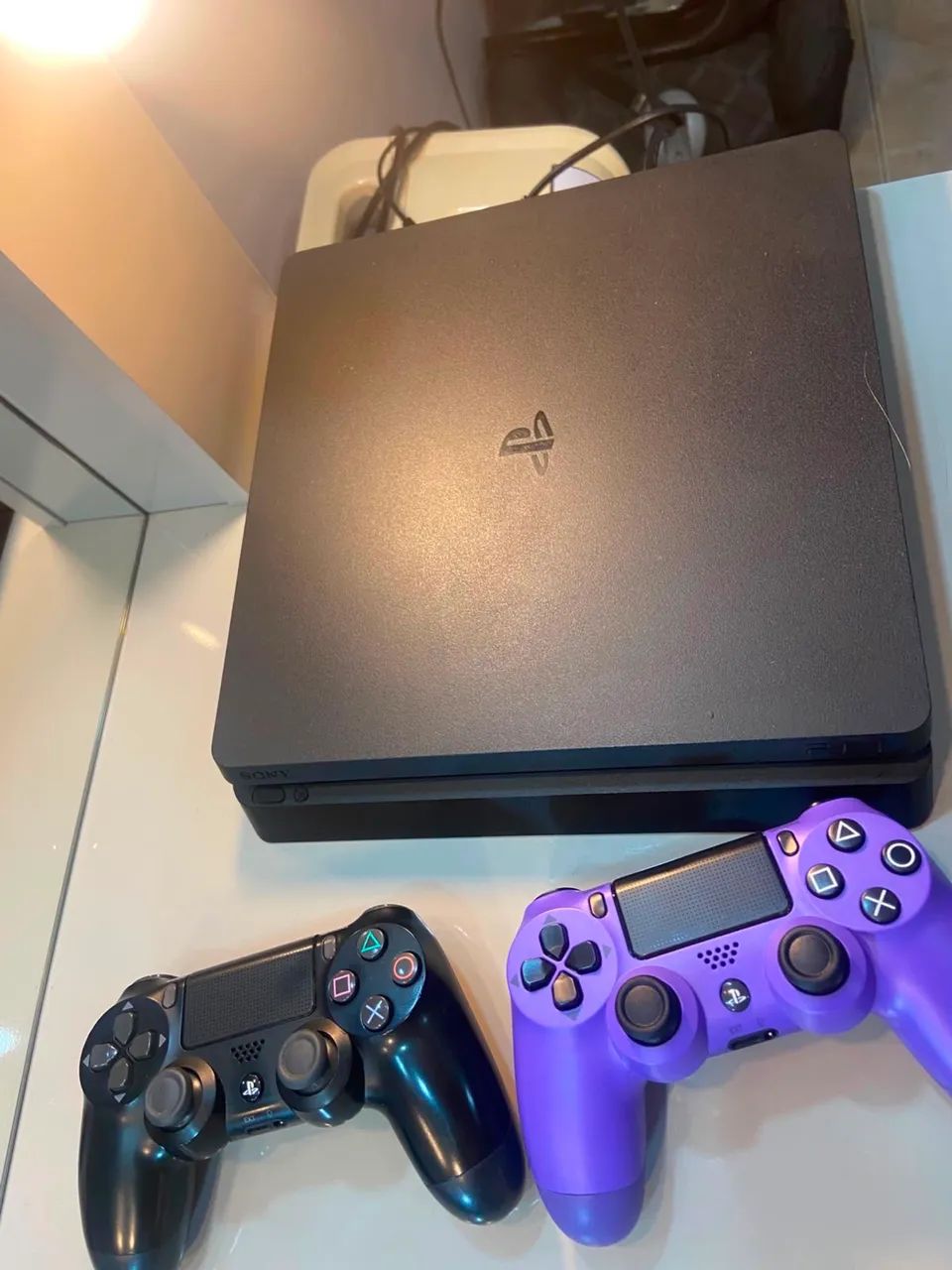 Ps4 slim 1TB