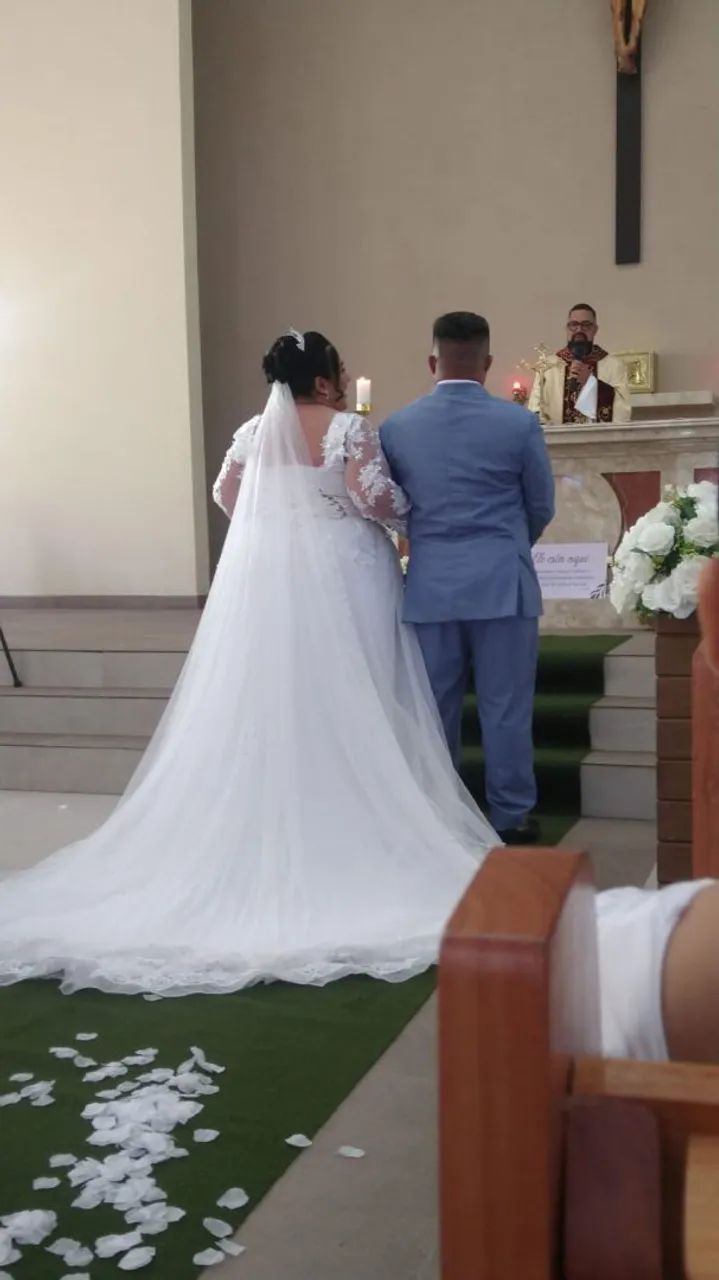 Vestido de noiva plus dizer, em perfeito estado. - Foto 2