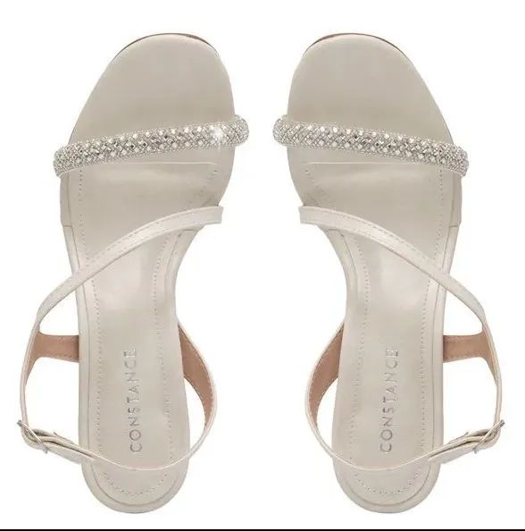 Scarpin Off-white com strass - Foto 4