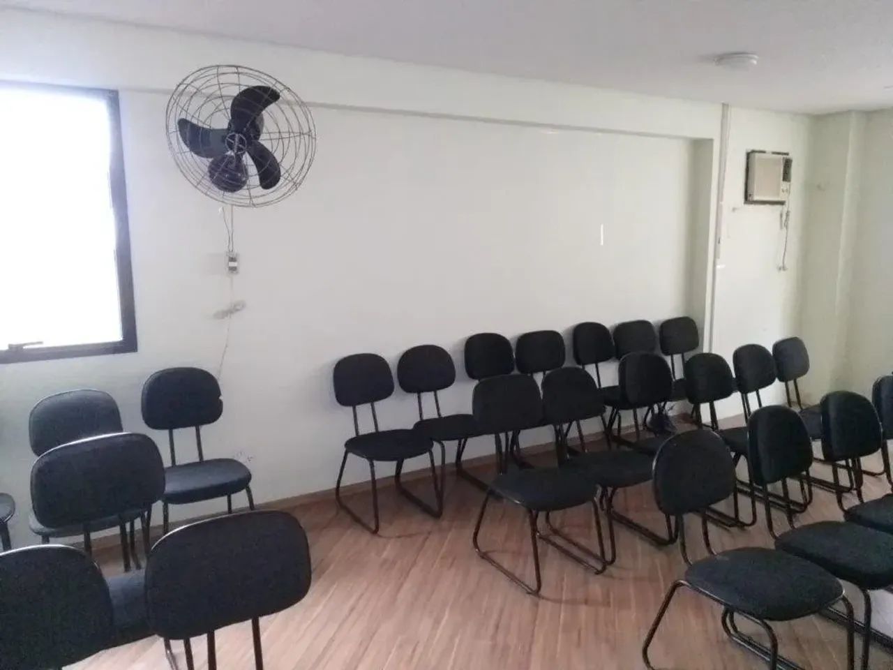LOCAÇÃO NA LAPA RUA ANTONIO RAPOSO - CONJUNTO COMERCIAL COM ÁREA DE 65 m2 - Foto 2