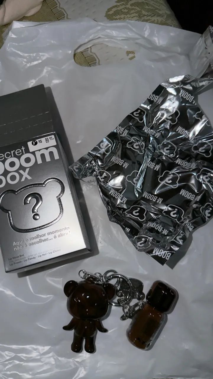 Gloss Mboom marrom