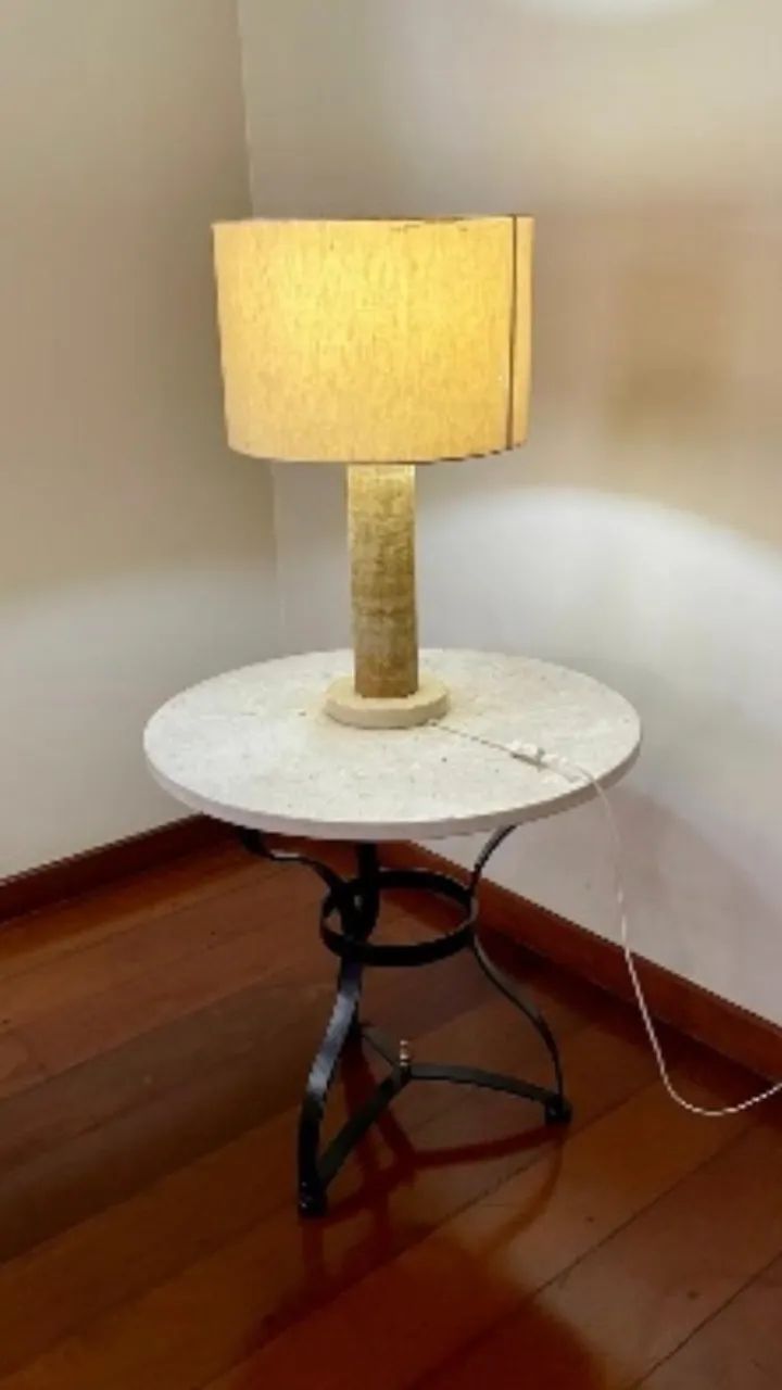 Dupla de Abajour - 76cm de altura cada - Foto 2