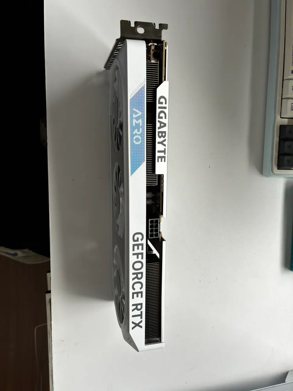 RTX 4060 8Gb Aero Gigabyte - Foto 3