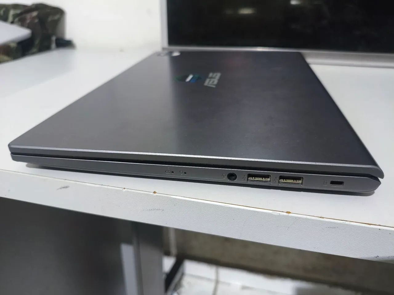 Notebook Asus VivoBook Ryzen 5, 16 G de RAM, SSD de 256 G e tela de 15,5 polegadas  - Foto 5