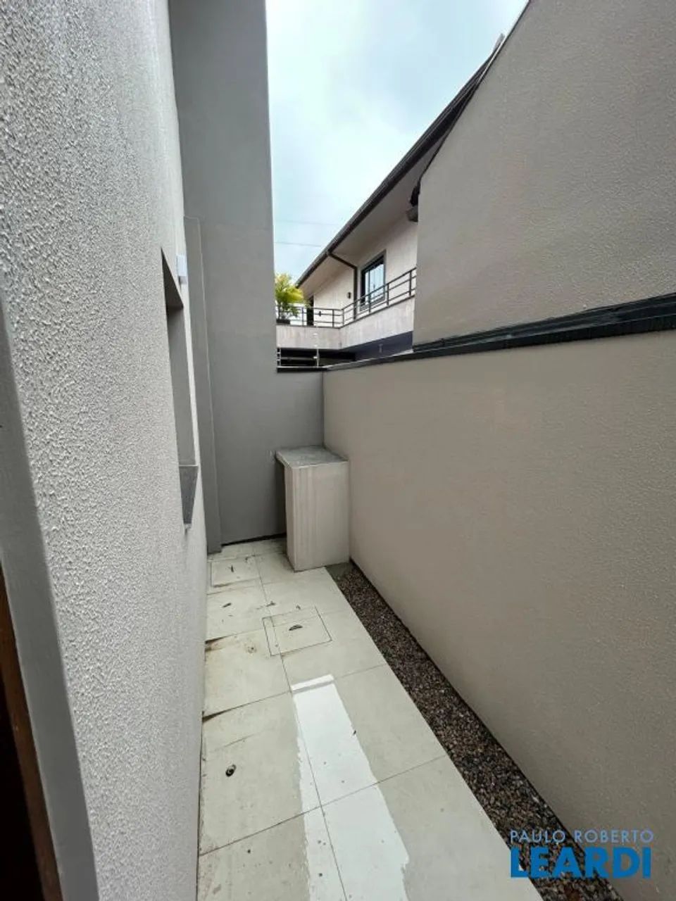 CASA ASSOBRADADA - FORQUILHAS - SC - Foto 4