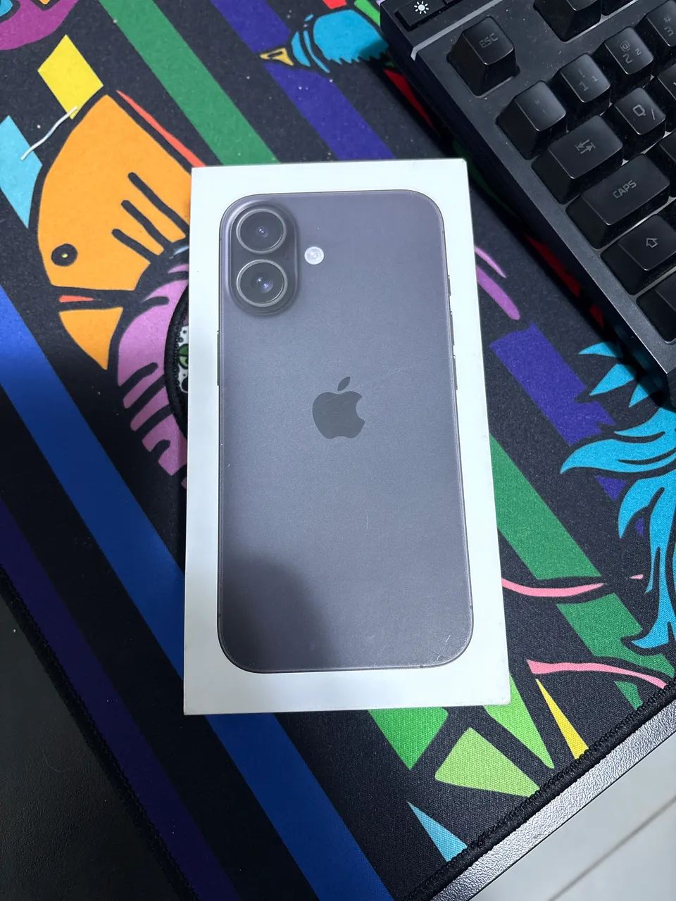iPhone 16. Troco por Android