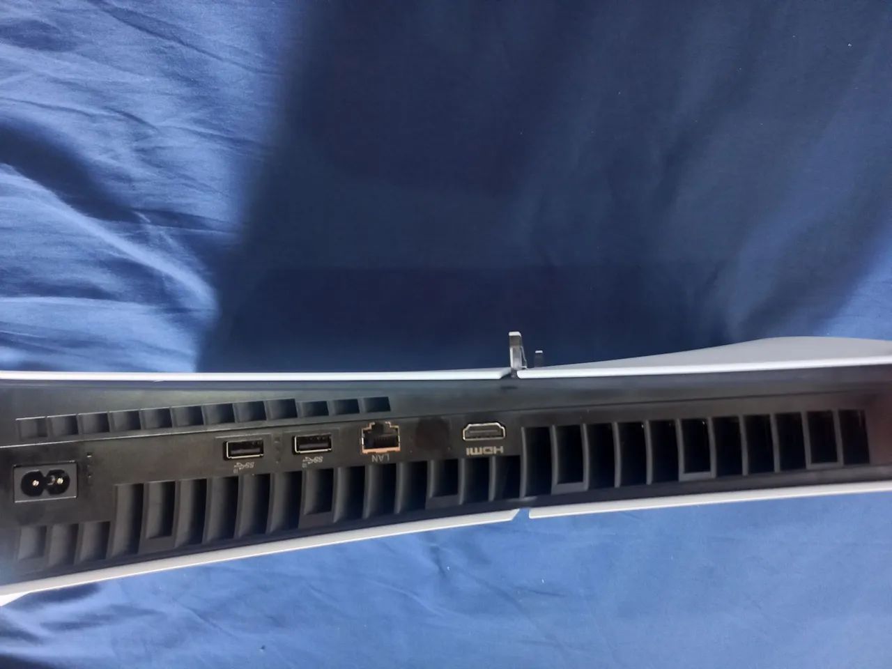 Playstation 5 Slim 825GB 2 meses de uso - Foto 4