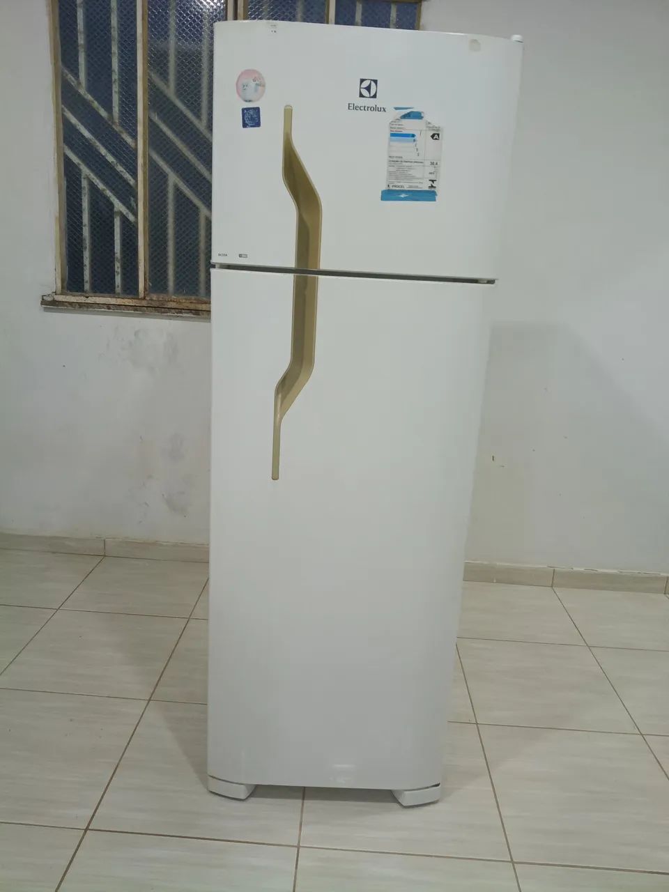 Venda geladeira Eletrolux 