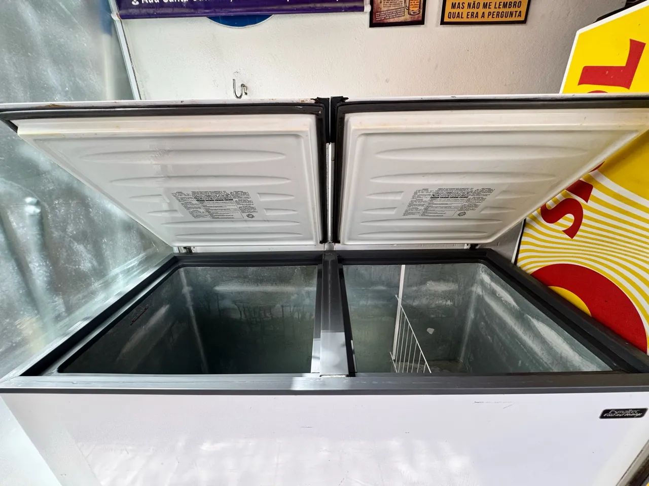 Vendo freezer semi novo  - Foto 2