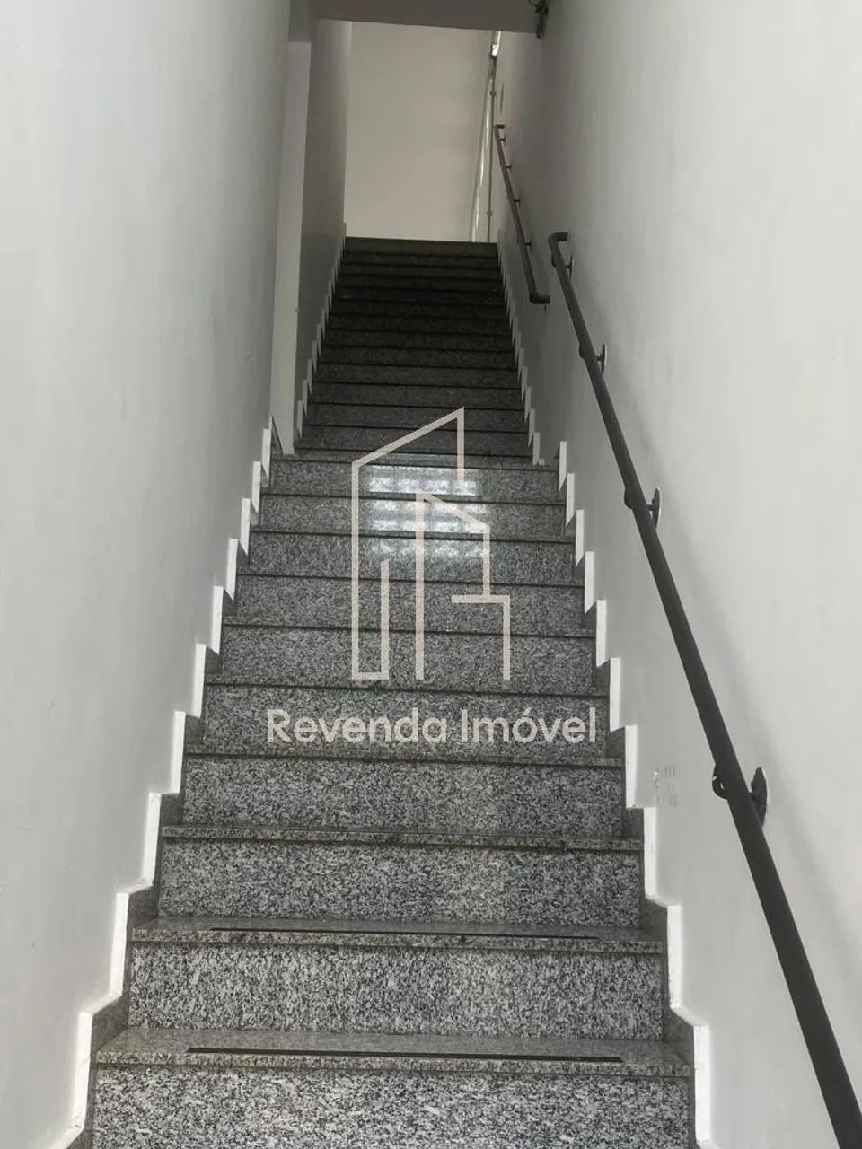 Prédio Comercial na Vila Guilherme com 330m² 4 banheiros 2 vagas - Foto 2