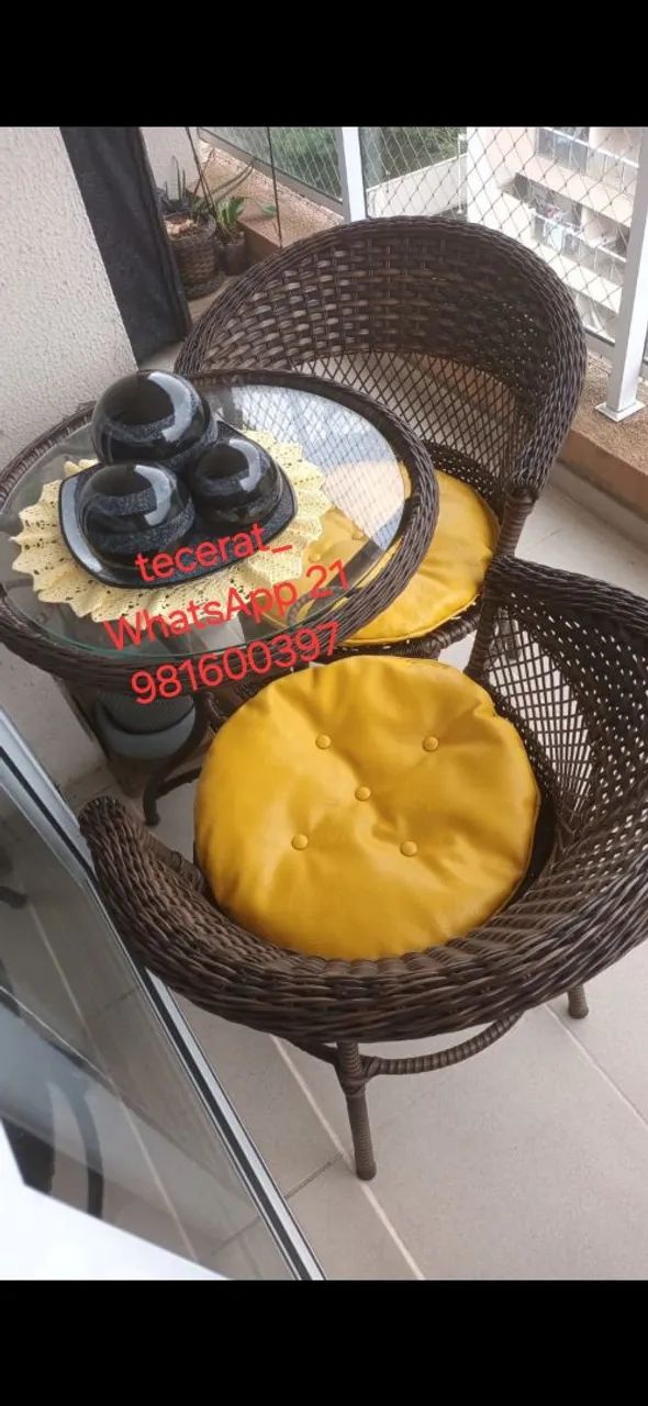 Móveis de fibra sintética 