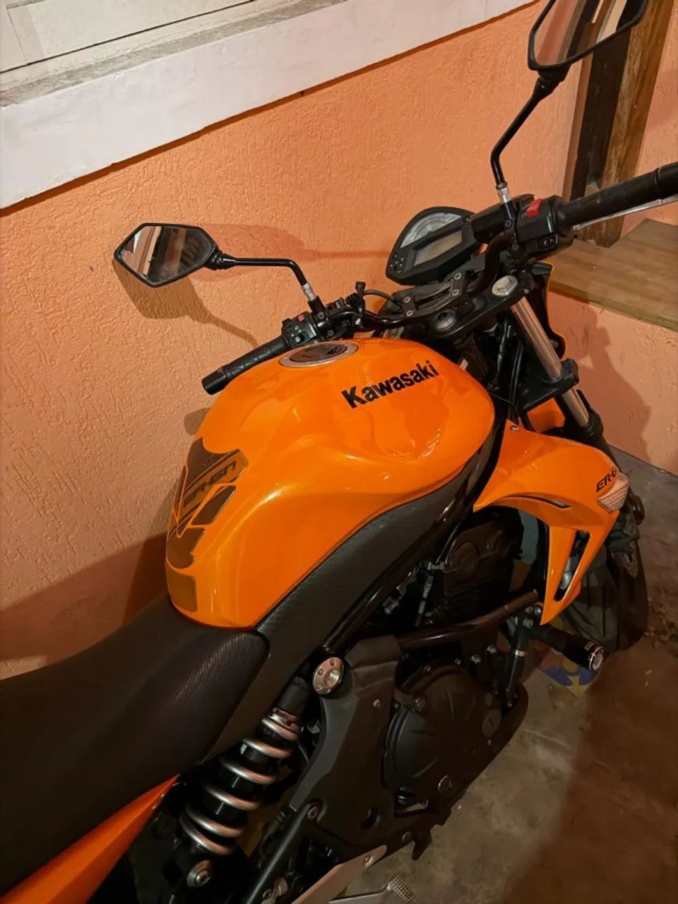 Kawazaki ER6N 650cc 2010 Sem detalhes! Pneus novos, baixo Km, docto em meu nome. - Foto 7