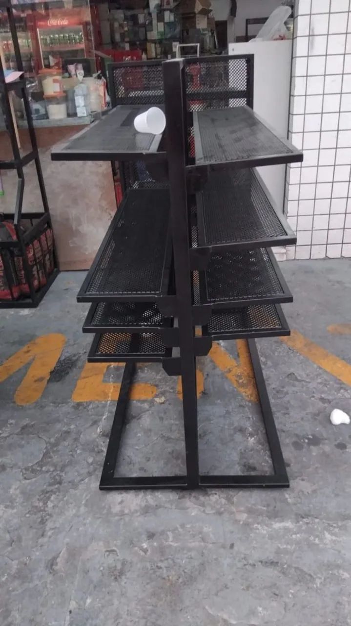 prateleira gondula de mercado ou loja - Foto 3