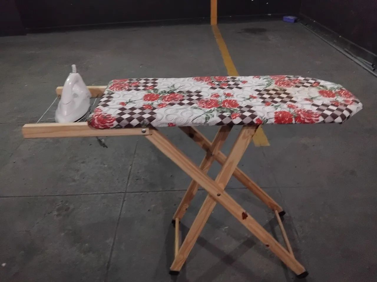 Ferro de passar roupa com tábua - Foto 3
