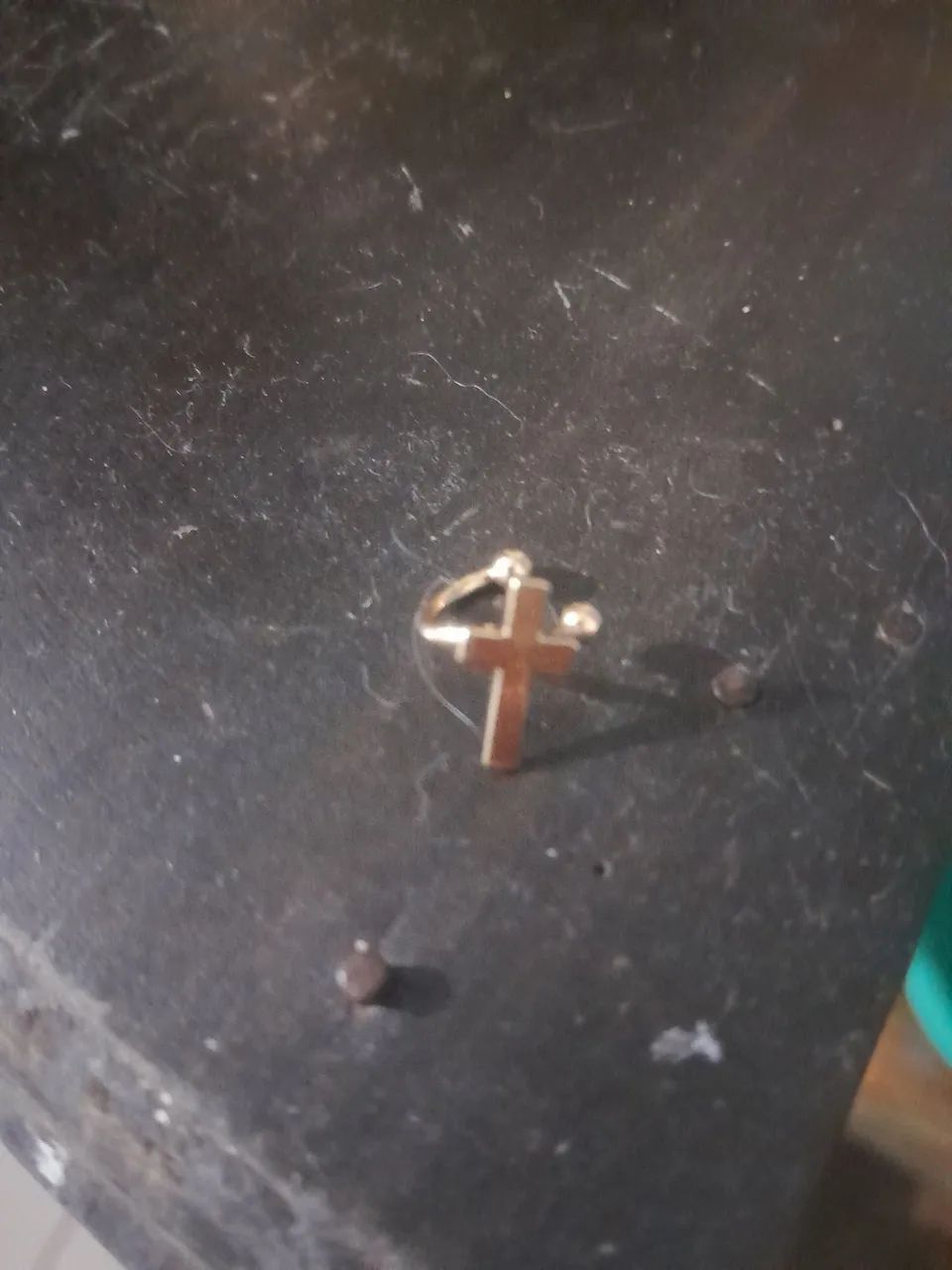 piercing de nariz de cruz folheado - Foto 2