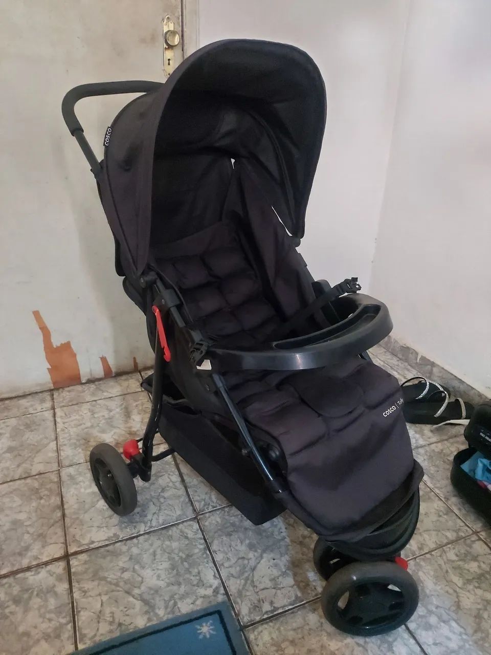 Carrinho de bebê Cosco