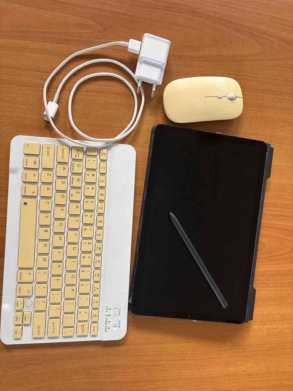 TABLET 64GB + ACESSÓRIOS R$ 1.200 - Foto 2
