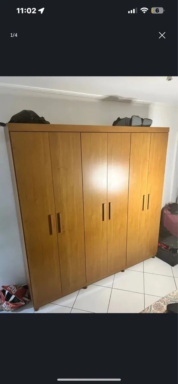 Vendo este lindo guarda roupa 