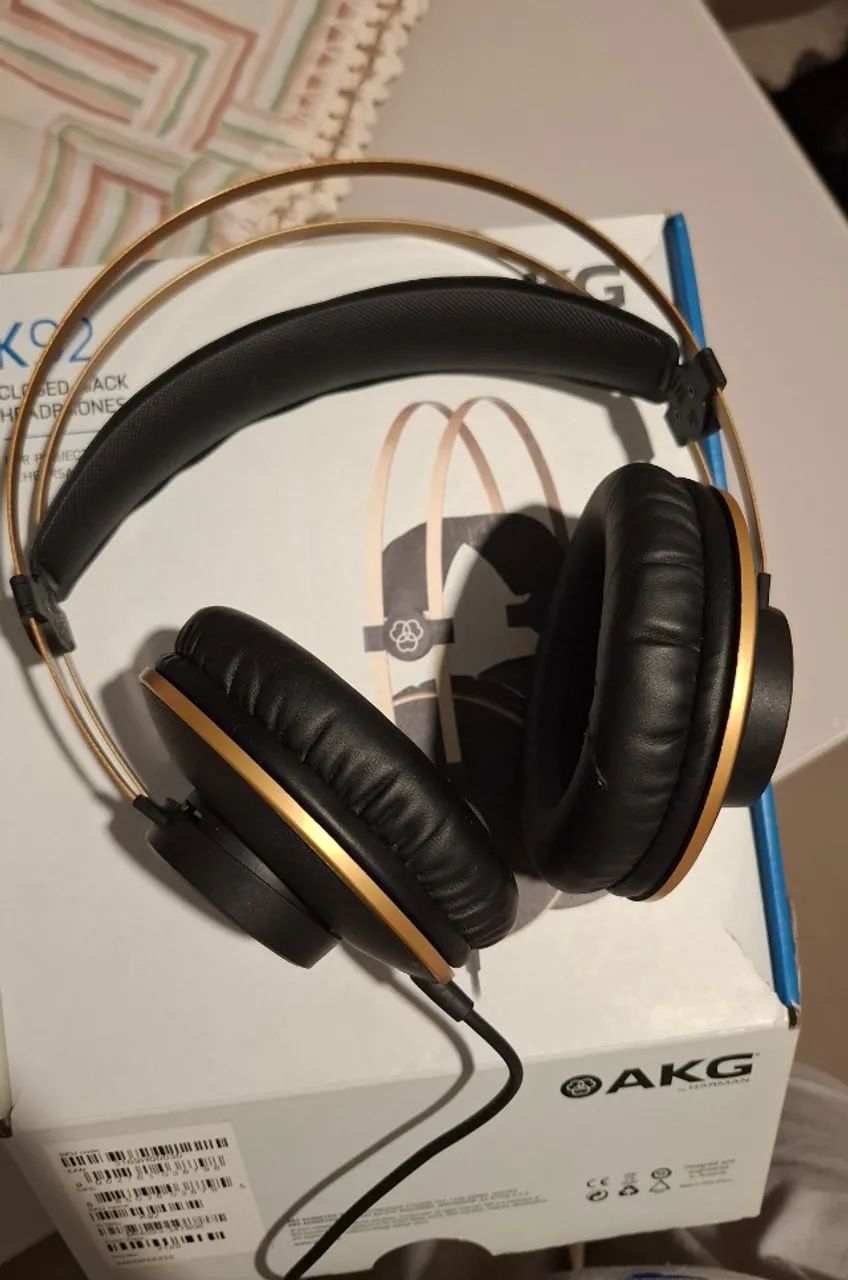 Fone Headphone AKG K92 PERFEITO - Foto 3