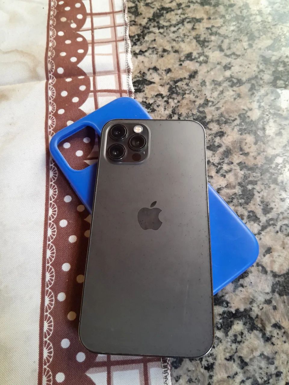 Vendo ipone 12 pro em perfeito estado  - Foto 3