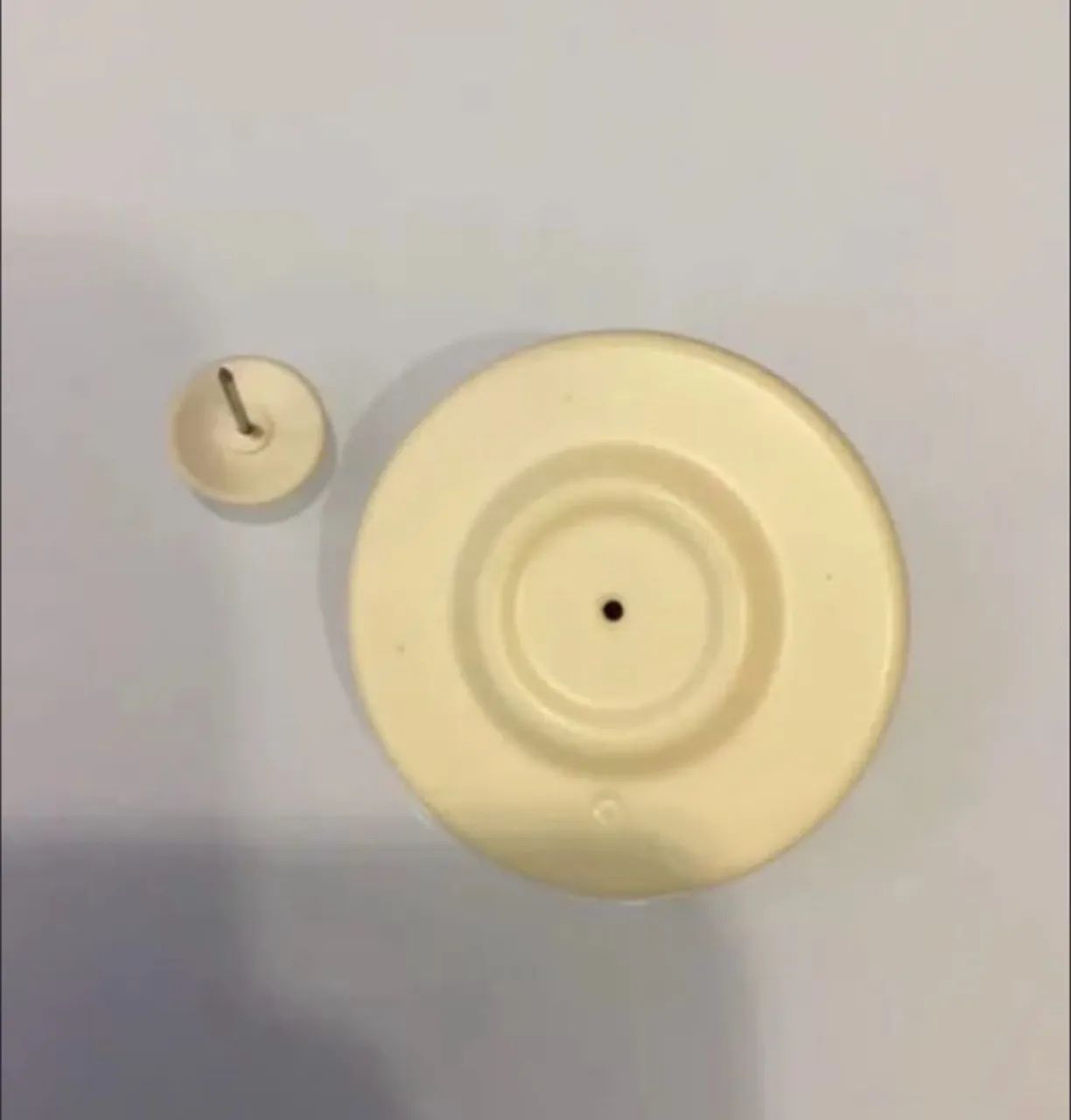 Antenas e bips sistema segurança loja Nautec  - Foto 2