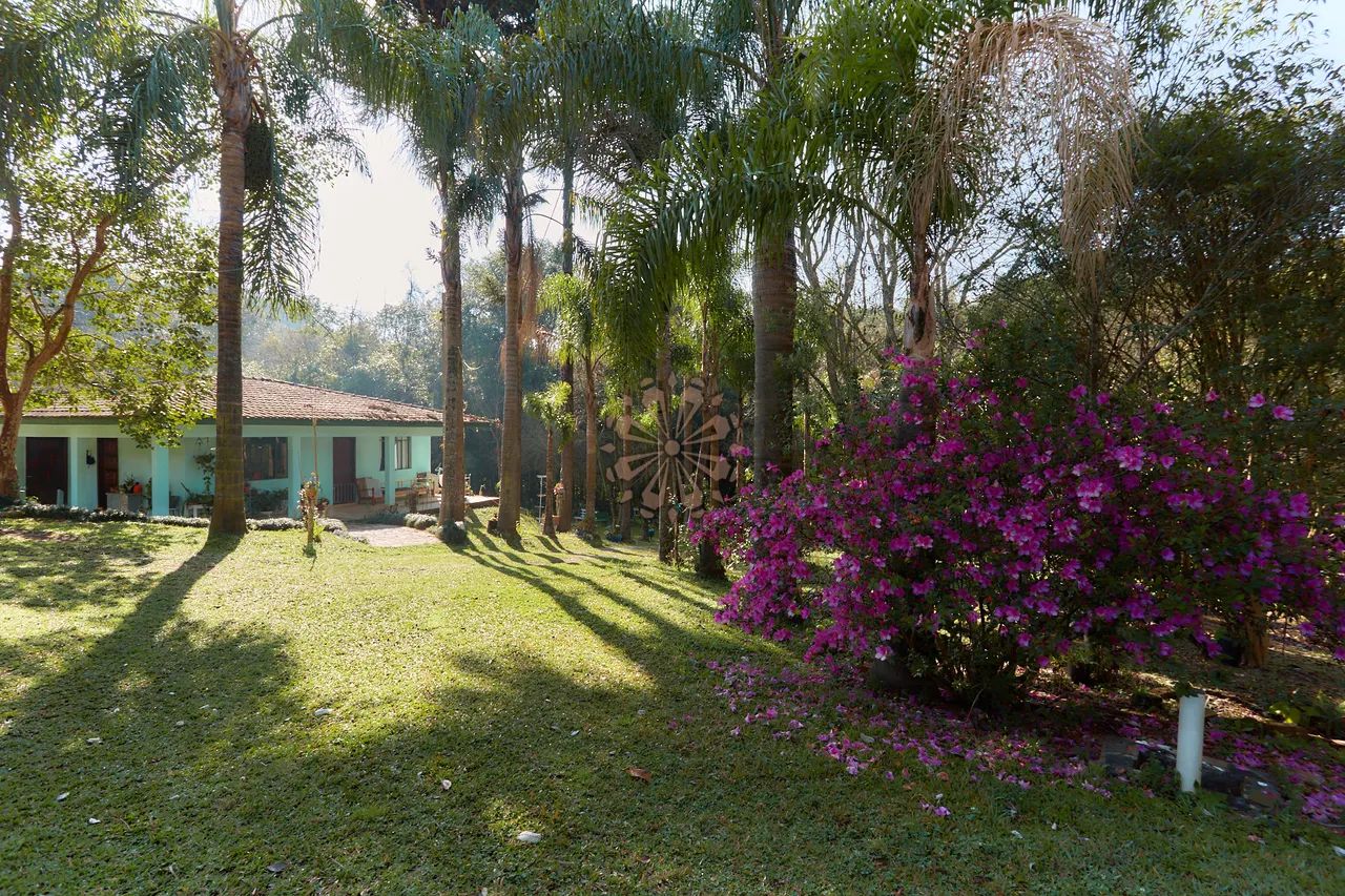 Chácara com 48.400 m² e Nascente - Foto 4