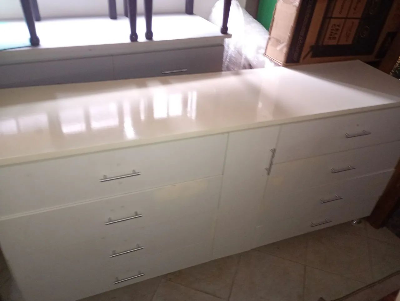 Cômoda de 8 gavetas e uma porta - Foto 5