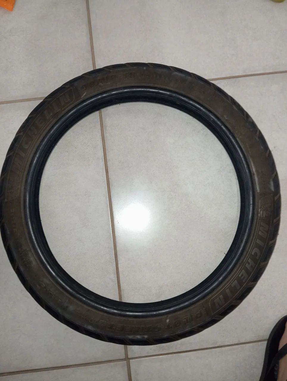 Pneu Michelin quebra galho  - Foto 2