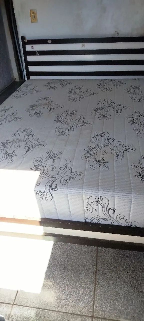 Cama casal colchão mais Base de madeira  - Foto 4