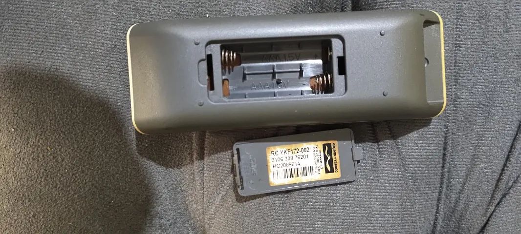 Controle remoto DVD Philips RC YKF172-002 - Foto 4