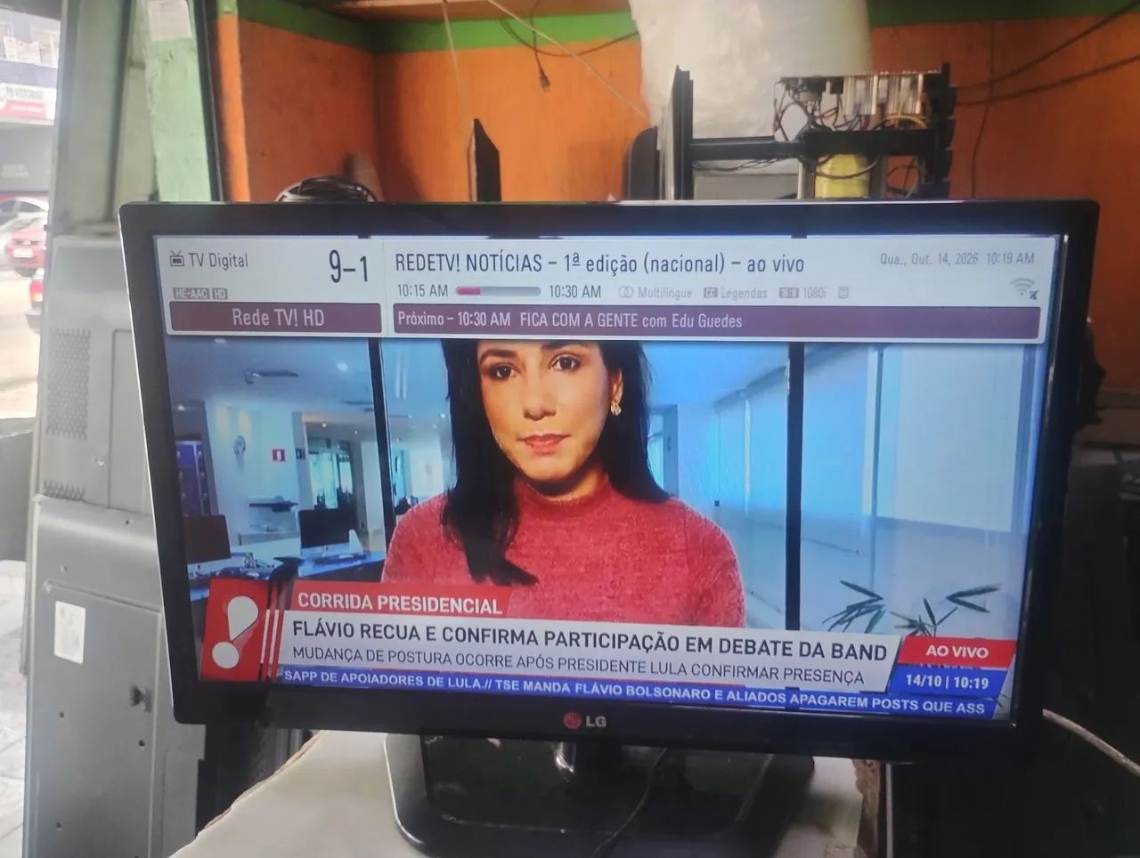 TV LG 22 POLEGADAS CONVERSOR DIGITAL EMBUTIDO  - Foto 2